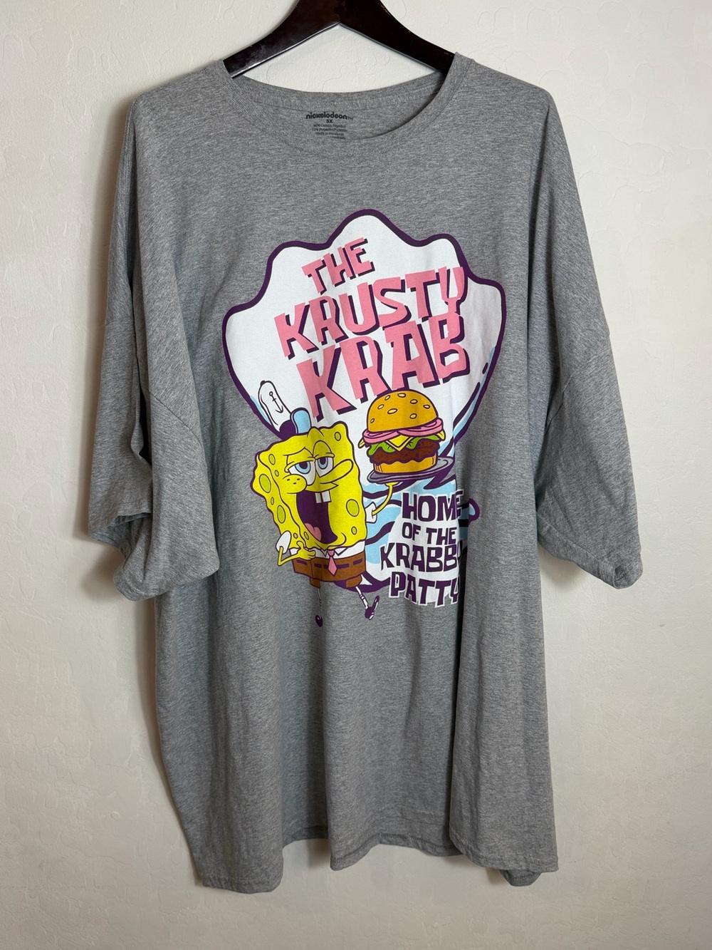 Nickelodeon Grey SpongeBob Krusty Krab Graphic Tee with Pink Accents